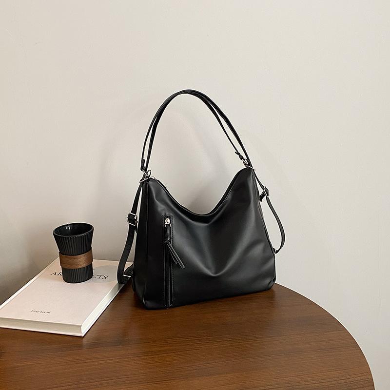 College style large capacity armpit bag 2025 new fashion versatile single shoulder oblique span women's bag casual retro backpack