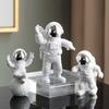 3 Stück Kreative Harz Astronaut Ornament Figur Statue Weltraumfahrer Desktop Dekor Modellierung Kinder Geschenk Heimdekoration