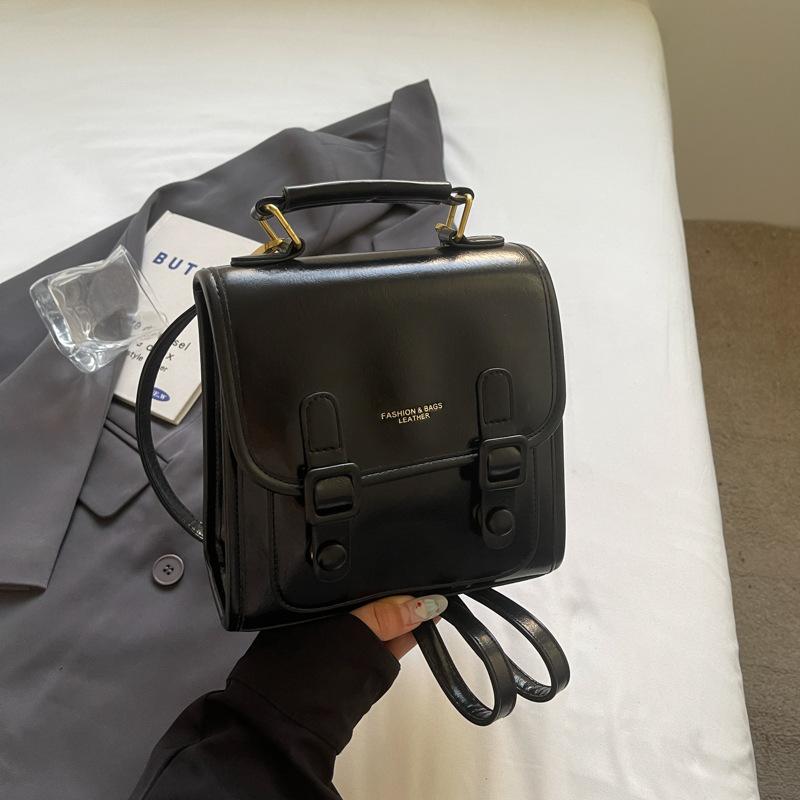 

Backpack women s new niche design high-end sense retro fashion messenger bag versatile small backpack