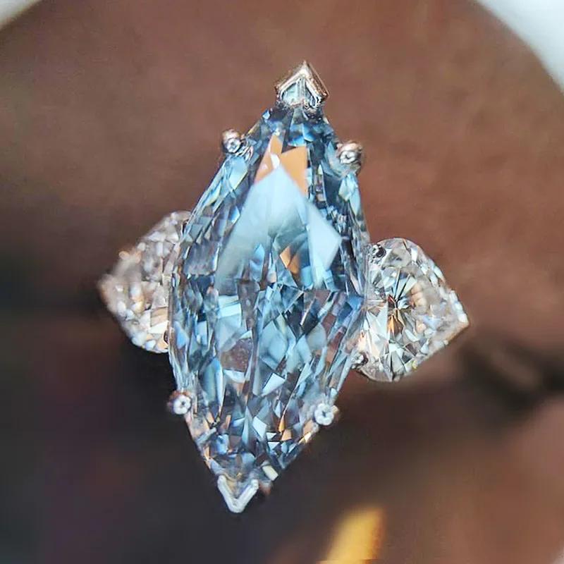 Bridal Wedding Love Water Drop Shining Design French Romantic Horse Eye Blue Zircon Ring Trendy Elegant Jewelry
