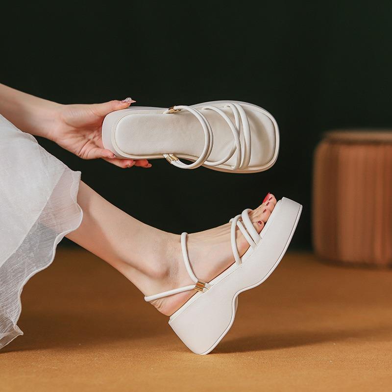 Sandales Romaines d'Été à Semelles Épaisses pour Femmes Nouvelles Sandales à Talons Hauts Rehaussées