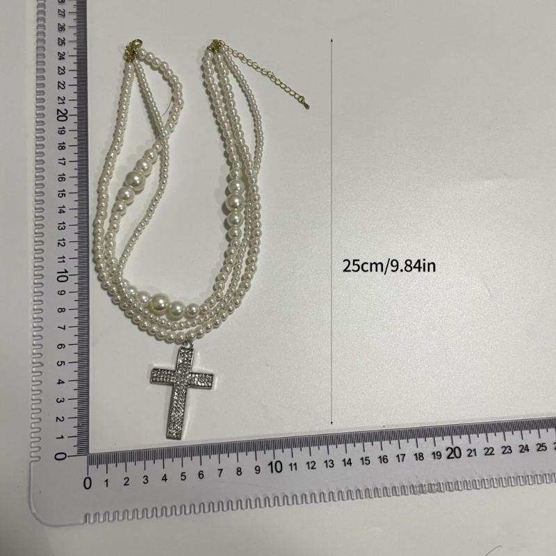 Retro Crystal Crosses Pendant Necklace Featuring Multilayer Faux Pearls Clavicle Chain For Elegant Jewelry Collection