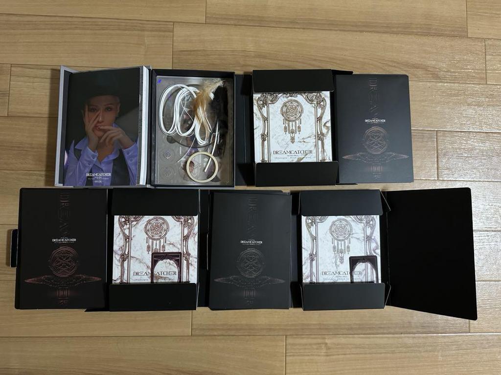 [USED] Dreamcatcher Road to Utopia D A R K Set