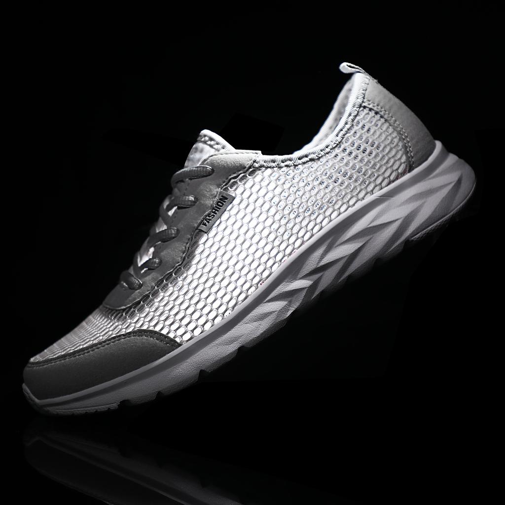 Fashion Men's Sports Shoes for Lazy People in Summer, Lightweight and Cheap Mesh Casual Shoes for Men, Tenis Masculino Zapatillas Hombre