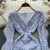 Vestido de una pieza con lentejuelas para mujer, vestido Sexy de manga larga con cuello en V, moda coreana, vestido de fiesta de noche Vintage 2024