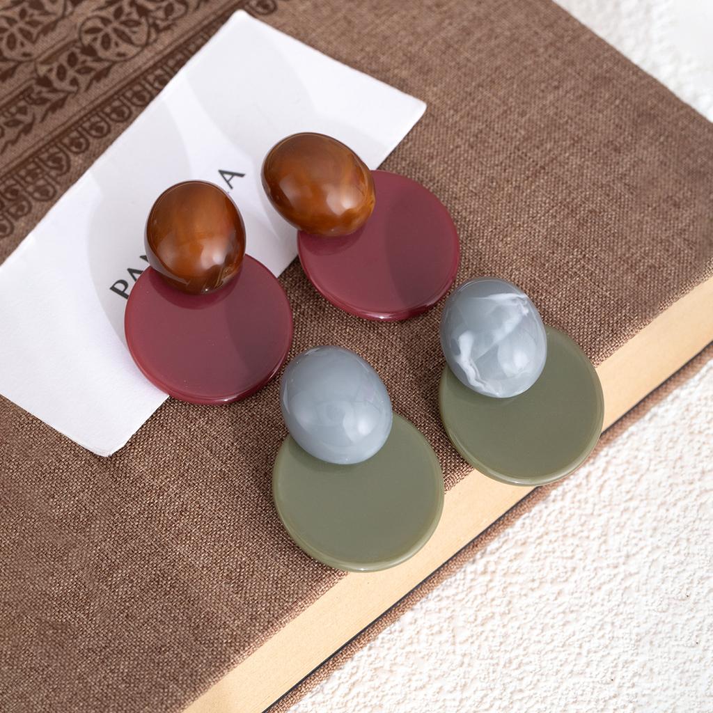 Light Luxury Round Fashion Earrings, Simple And Elegant Temperament, Advanced Sense, Geometric Contrast Color, Personalized Earrings