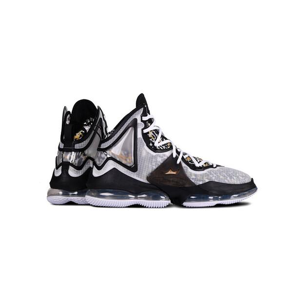 Кроссовки Nike CZ0203-100