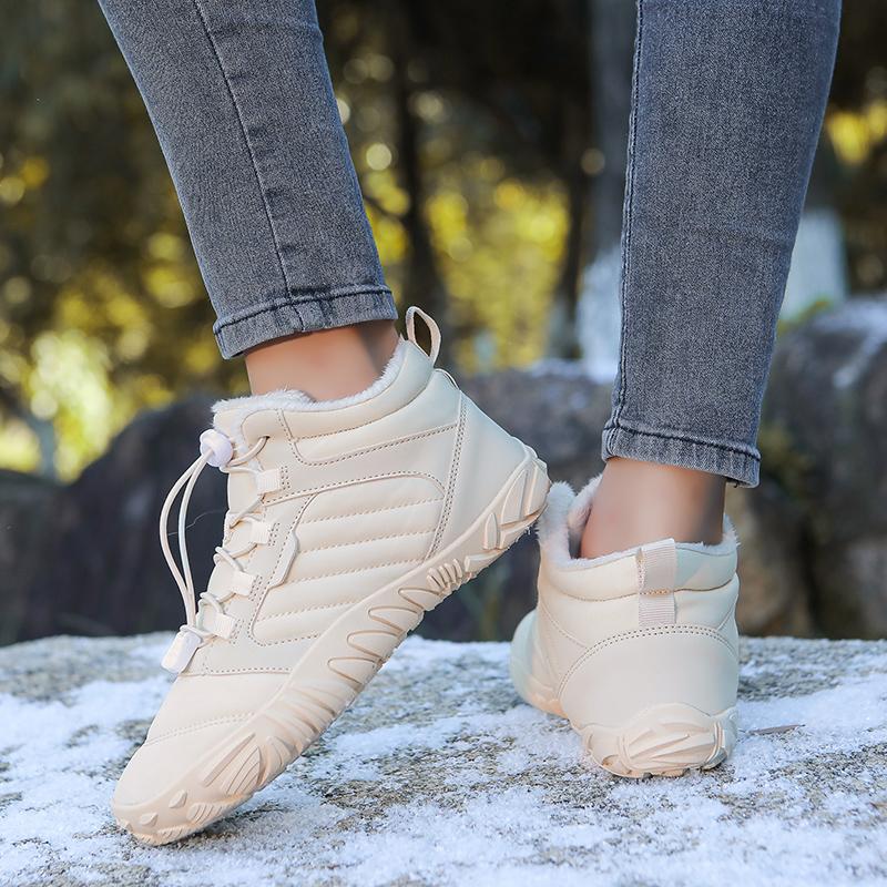 Plush Women's Snow Boots High-top Cotton Shoes Men's Warm Short Boots Non-slip Winter Outdoor Walking Shoes