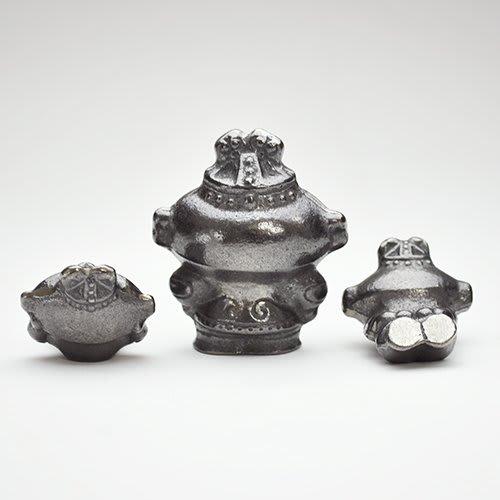 Ichiudo Nanbu Iron Couple with Twins