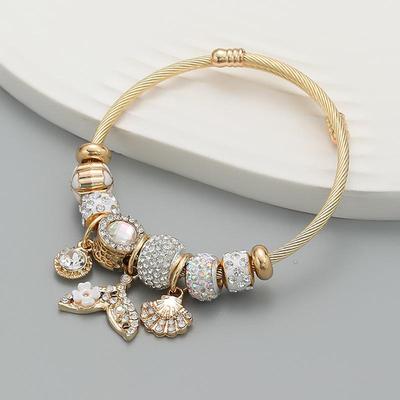 2023 Women's Adjustable Fishtail Pendant Bracelet - European & American Style