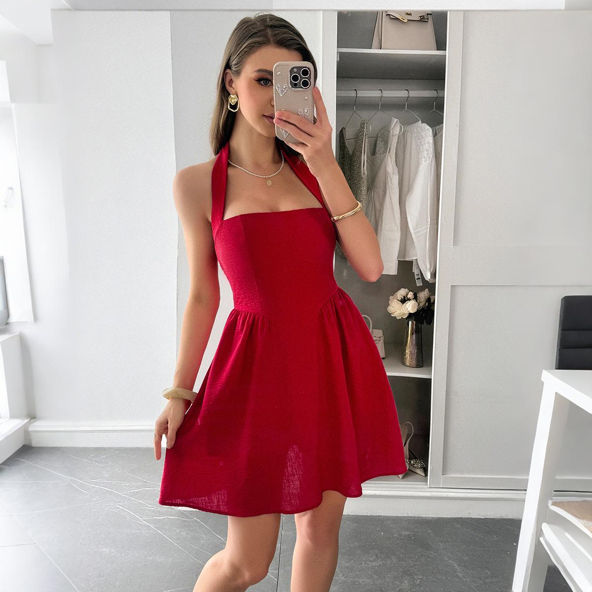 European Elegant Halter Neck Cinched Waist Dress for Women - Spring/Summer 2026 Small