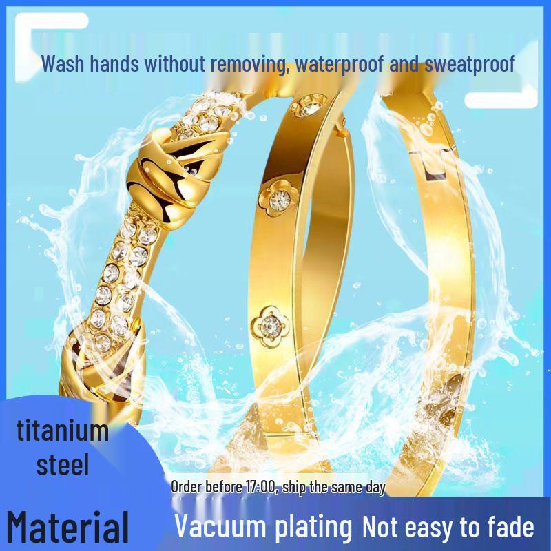New Heart-Shaped Stainless Steel Bracelet for Girls – Light Luxury, Fashionable, and Non-Fading Wristband
