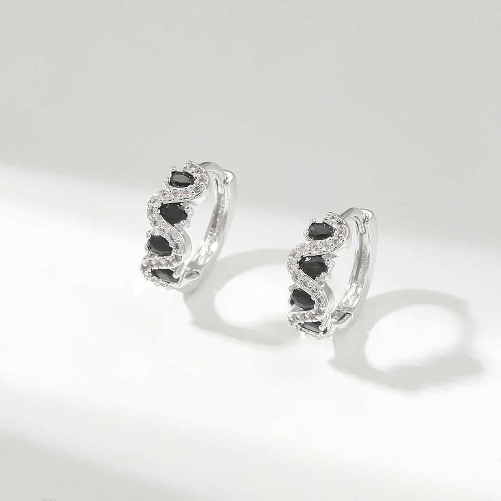 S925 Sterling Kupferstift Ohrringe Mode Creolen Weißgoldplattierte Ohrringe Nickelfreie Ohrringe