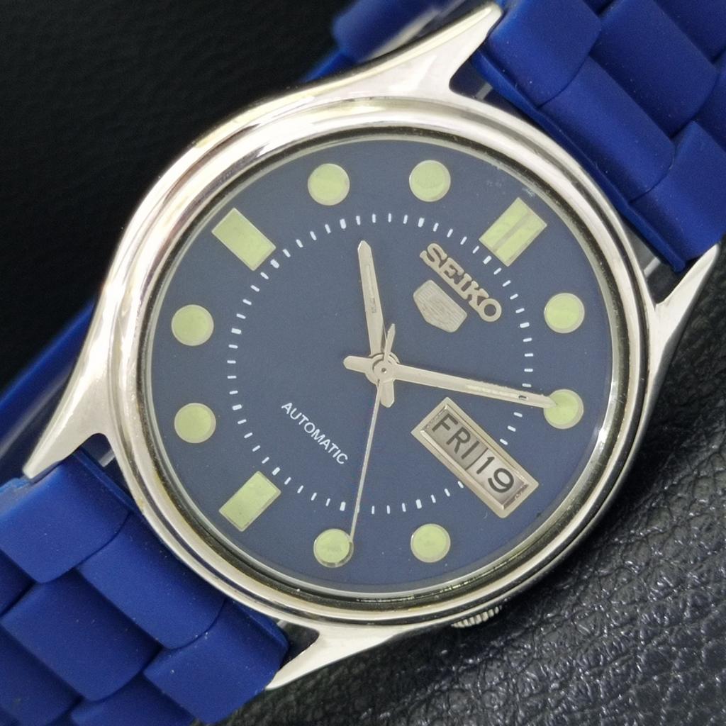 

AUTOMATIC VINTAGE SEIKO 5 JAPAN 7009A MENS BLUE COLOR DIAL WRIST WATCH a702507-1 R126-a702507