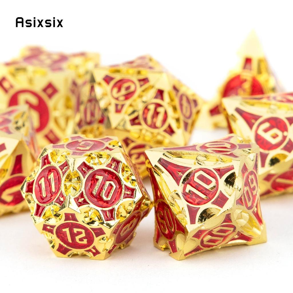 7dílná sada zlatých červených kovových kostek z masivního kovu s polyedrickými kostkami vhodná pro hraní RPG deskových her a karetních her