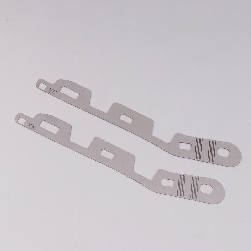 2Pcs Front Bumper Repair Metal Plate Buckle Broken Opening Rotten Buckle Repairer Bracket For Verna 2010-2016