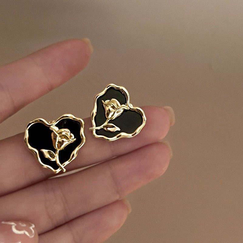 Black retro flower butterfly earrings temperament high-end stud earrings fashion niche versatile light luxury earrings
