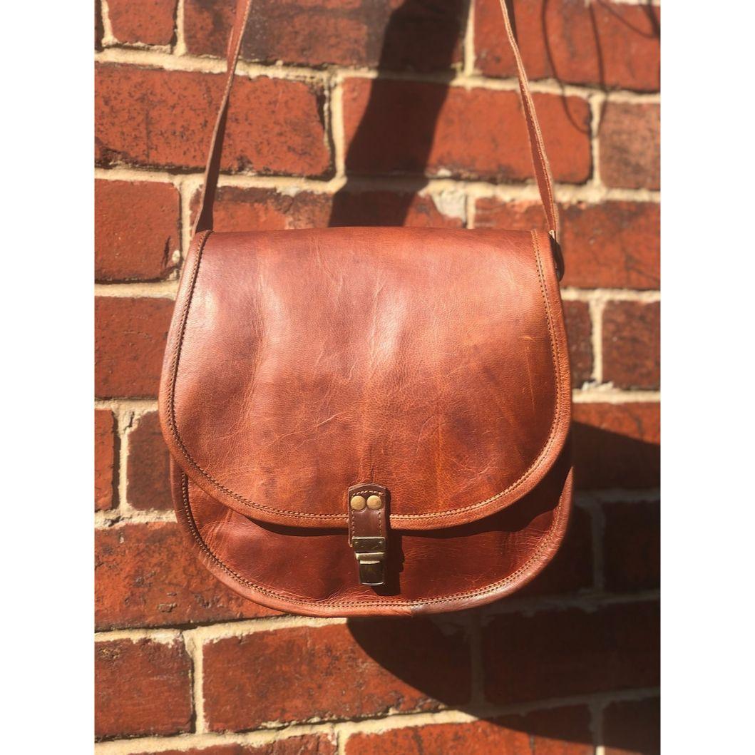 Коричневая кожаная седельная сумка среднего размера — фото 6