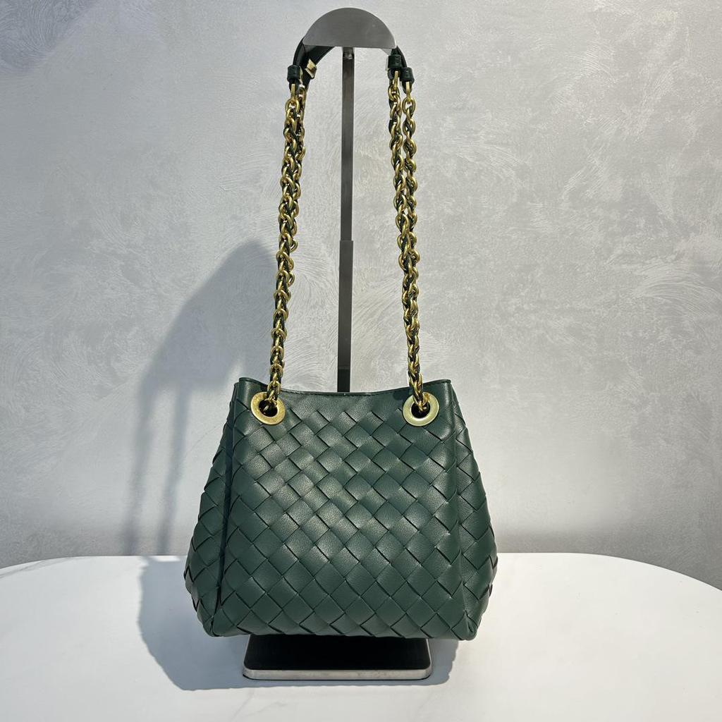 2025 Women's Handmade Leather Woven Chain Bag – Versatile Shoulder & Messenger Bag