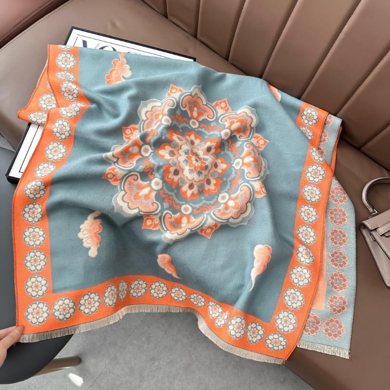 Winter new Zhongxiangyun jacquard scarf women's imitation cashmere shawl high-end sense versatile thickened warm scarf