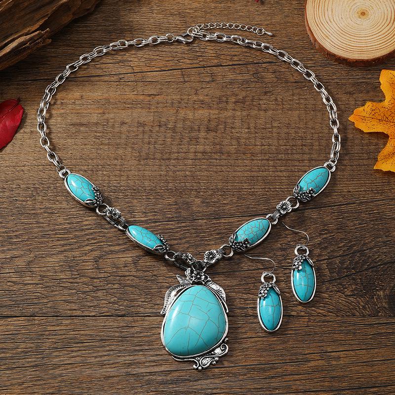 Retro Bohemian Turquoise Necklace & Earrings Set for Women