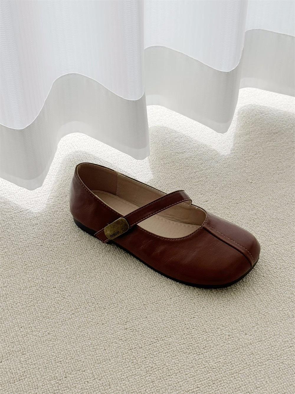 

Серебристые туфли Мэри Джейн на плоской подошве, женская обувь, весна 2025, новые туфли с круглым носком, для работы, универсальные, французские, с открытым верхом, одинарные 39 коричневый