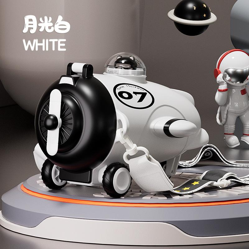 water cup childrens water bottle airplane shaped plastic cup with straw cup outdoor portable leak proof backpack type