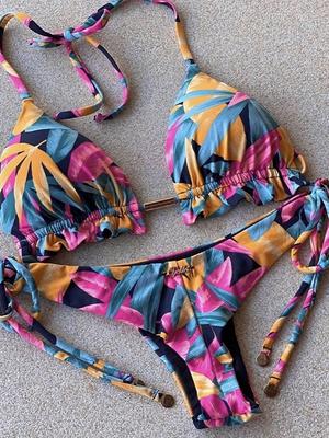 Sexy Micro Bikinis Set 2025 Neuer Badeanzug Damen Federdruck Bandage Bademode Weiblicher Badeanzug Brasilianische Biquinis