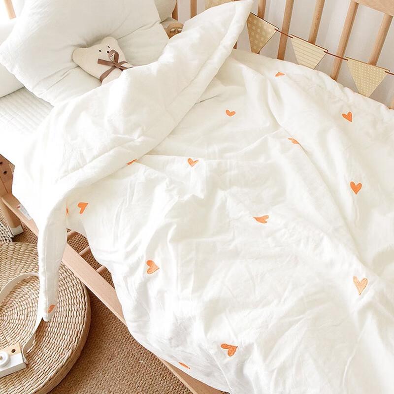

Cotton Embroidered Washed Quilt