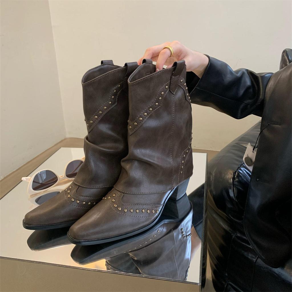 Retro brown V-mouth Martin boots fashion western cowboy boots rivet design sense cigarette tube boots women's short boots summer thin