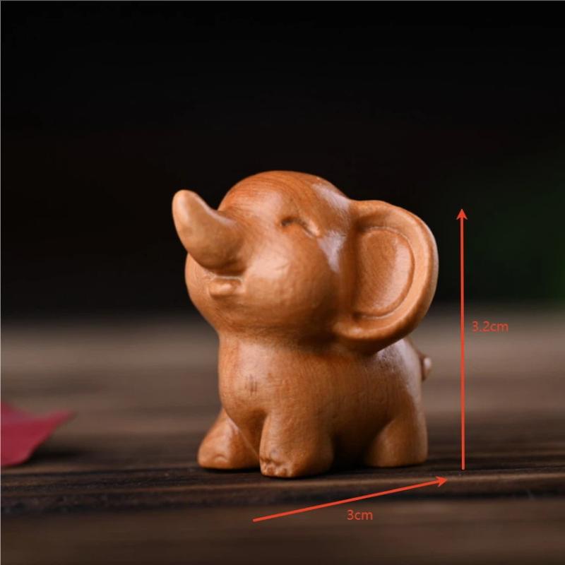 1Pc Wooden Elephant Figurine Ornaments Handcrafted Indoor/Outdoor Decor Model For Christmas Diwali New Year Celebration