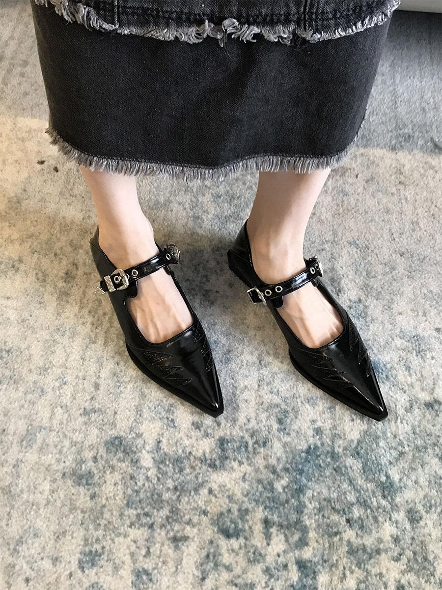 

Черные одинарные туфли женские новые модели осени 2024 года, неглубокий рот заостренный носок толстый каблук туфли на низком каблуке дизайн темперамент 39 чёрный