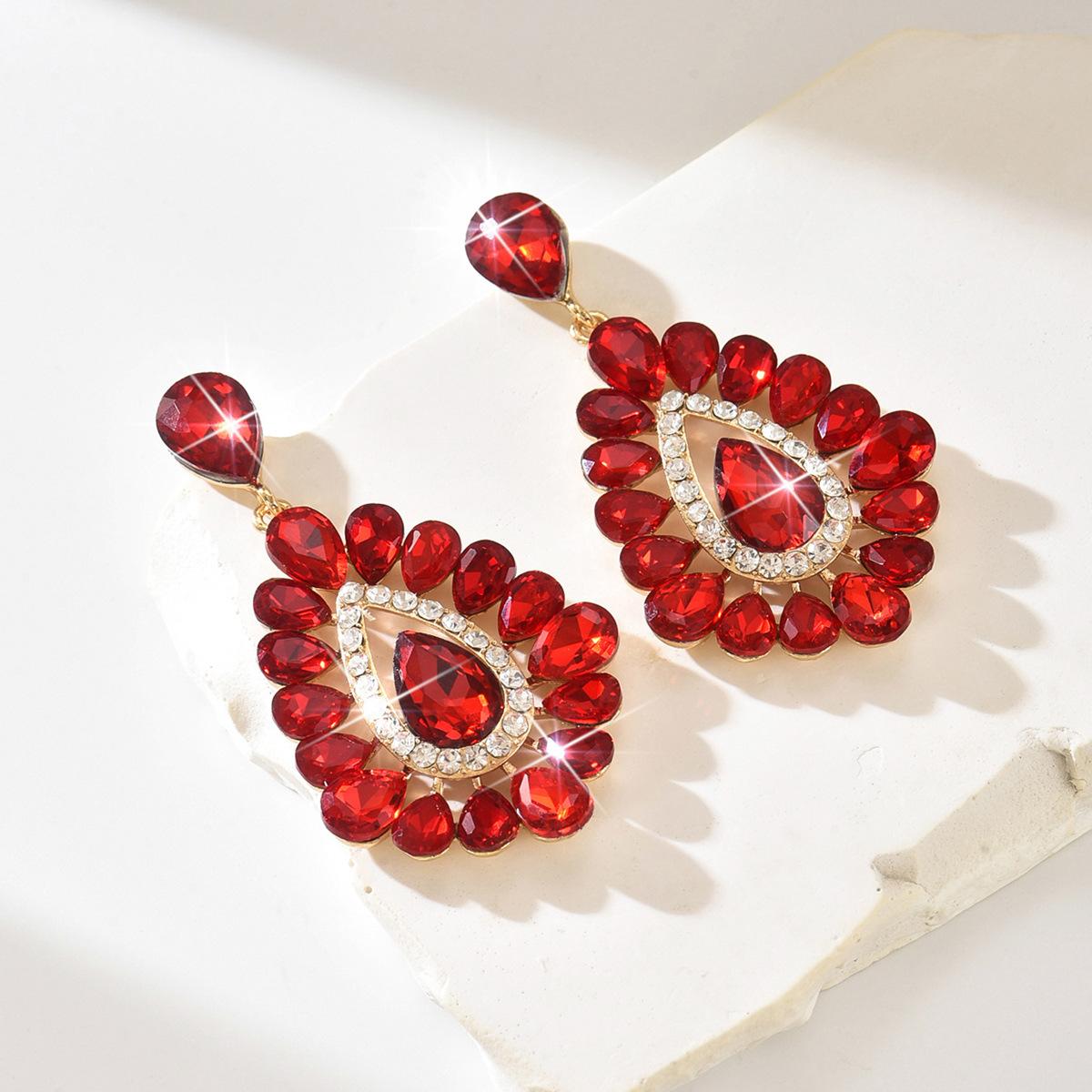 

Long Water Drop Rhinestone Fashion Personalized Earrings Luxury Retro Water Drop Earrings Alloy Diamond Pendant