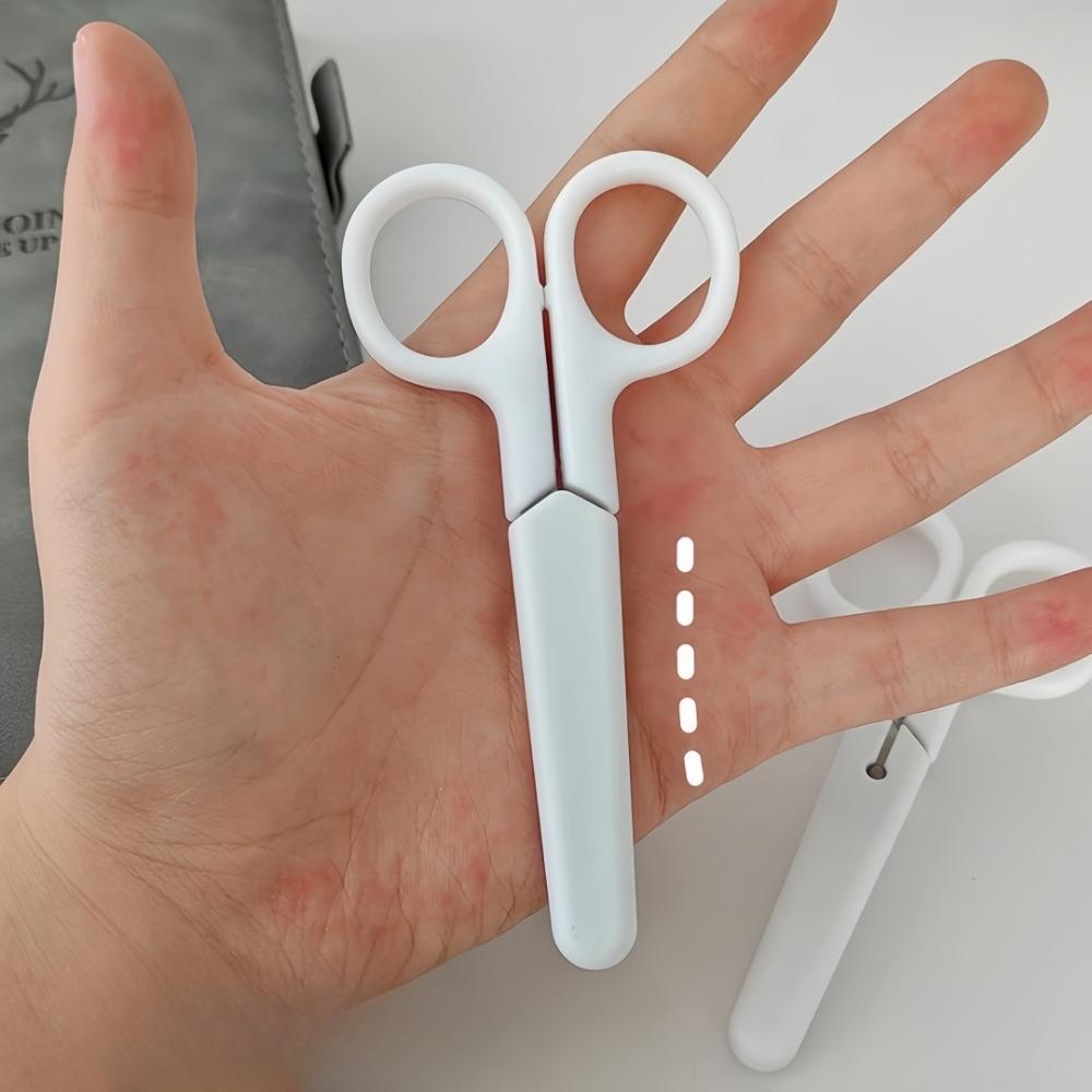 Safety Mini Cartoon Round Head Safety Hand-cut Scissors with Protective Cover Paper Cutters School Stationery for Handmade Paper