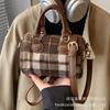 Plaid Woolen Bag Women 2025 Super Hot New Niche Design Sense Single Shoulder Pillow Bag Crossbody Boston Bag Tide