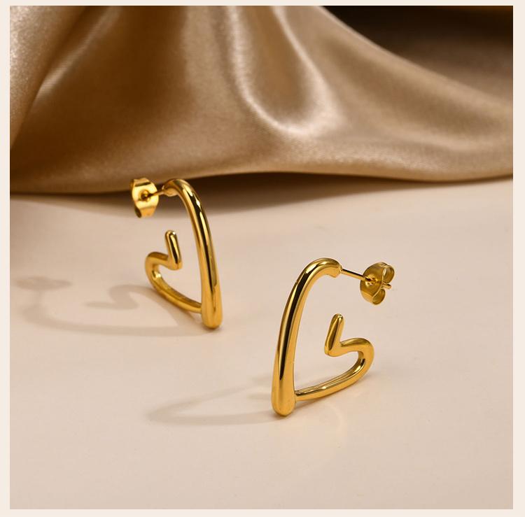 Chic Heart Earring, Stainless Steel Hoop Earring for Women Girls Hypoallergenic Jewelry