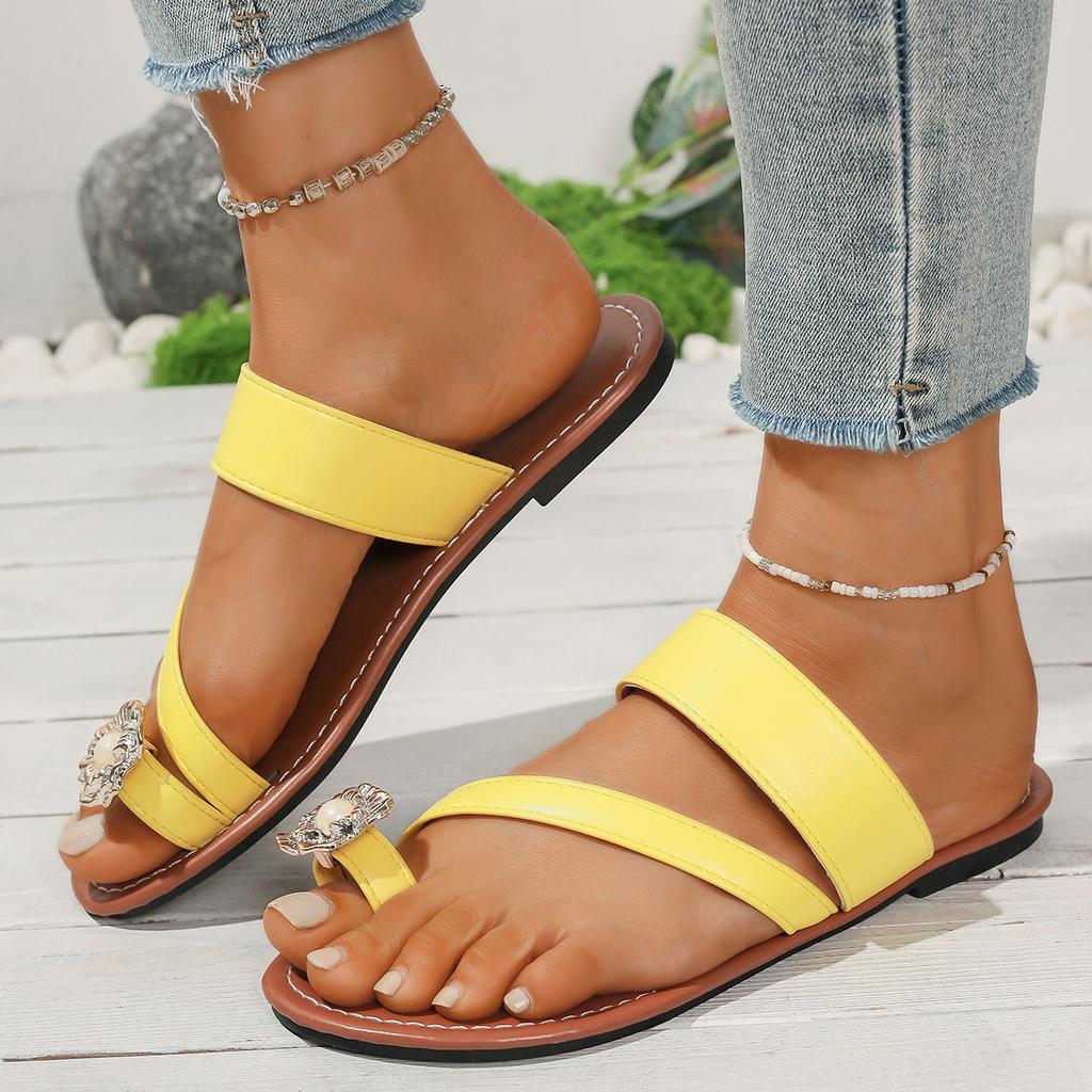 Foreign Trade Large Size 2025 Summer New Round Head Cover Toe Pu Casual Women's Shoes Roman Beach Cool Slippers Women