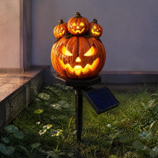 Halloween Party Accessory Solar Pumpkin Garden Stake Light, Waterproof Resin LED Jack O Lantern Lantern, Spooky Yard Lighting for Outdoor