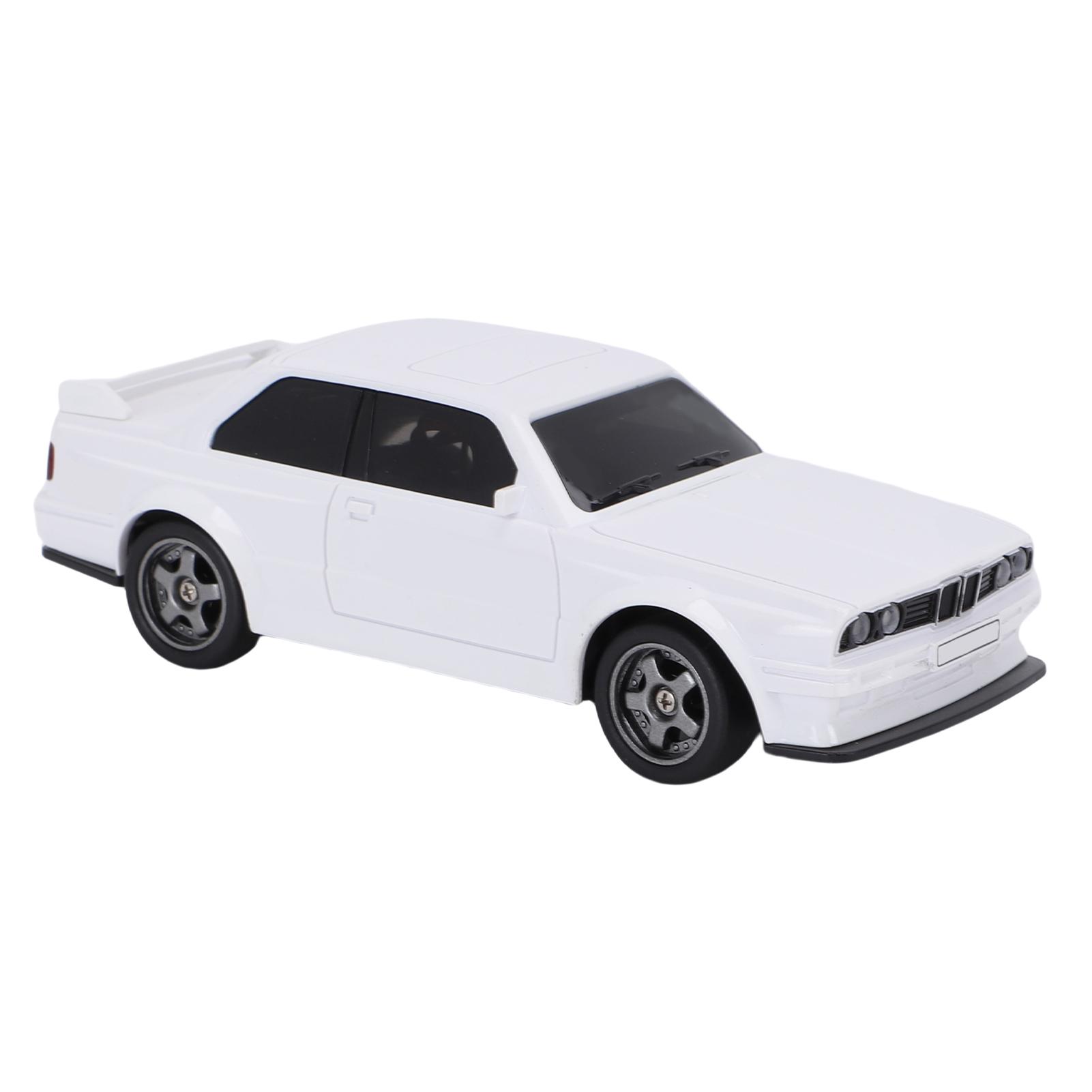 

Дрифт-RC Автомобіль Масштаб 1:43 з Пультом Дистанційного Керування 2,4 ГГц Передні Задні Фари 7-Кольорове Навколишнє Освітлення