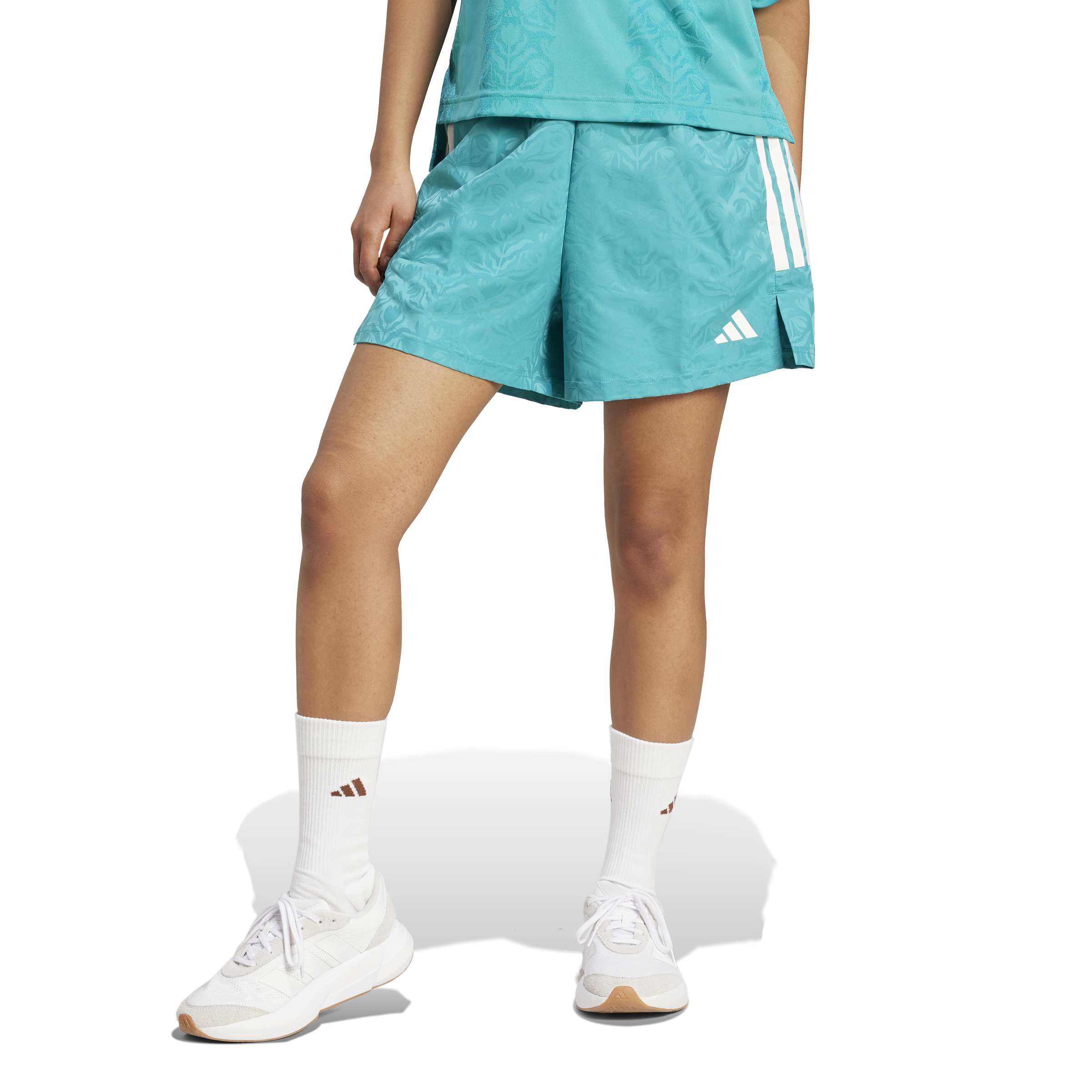 

Adidas Tilo Woven Shorts KKP07 Pure Women s Teal/White (JL9208)