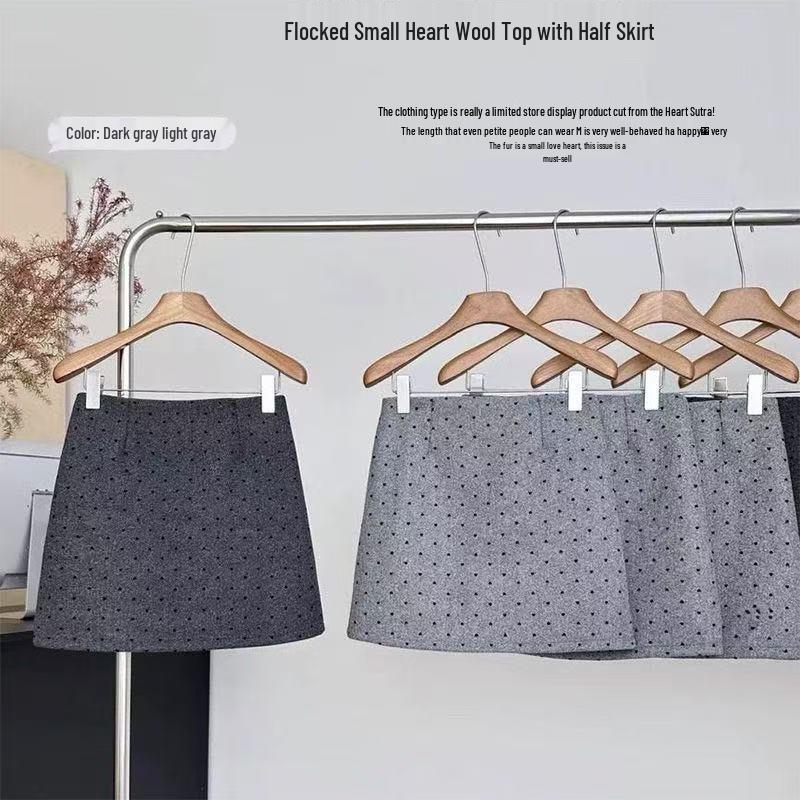 Spicy Girl Gray Polka Dot Wool Mini Skirt: High-Waisted, Hip-Hugging A-Line for Petite Women in Autumn/Winter
