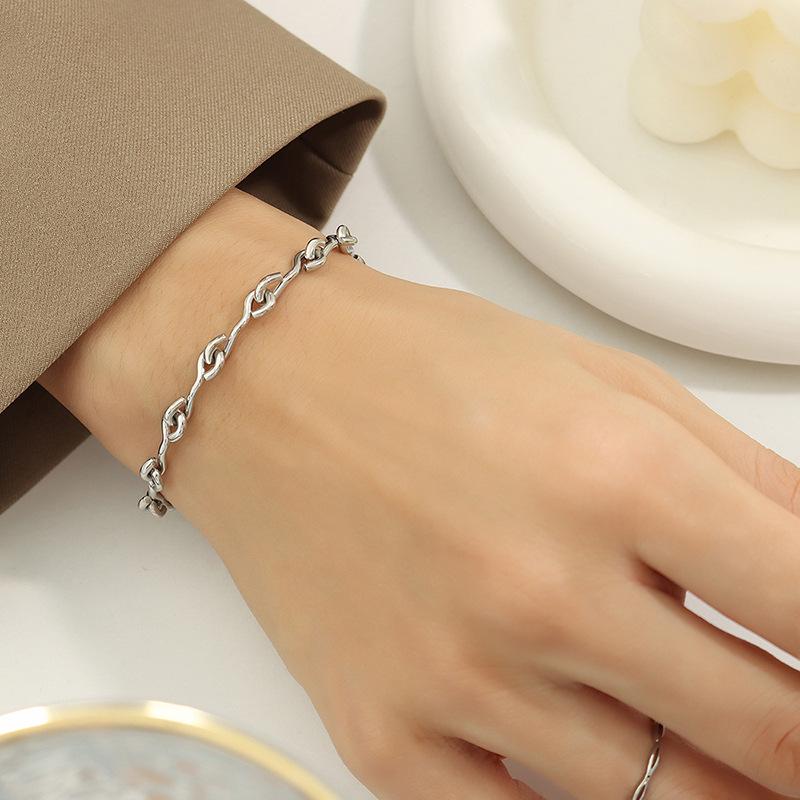 

Европейское/Американское Золотистое Массивное Ожерелье и Набор Металлических Браслетов с Крючками, Не Тускнеющих