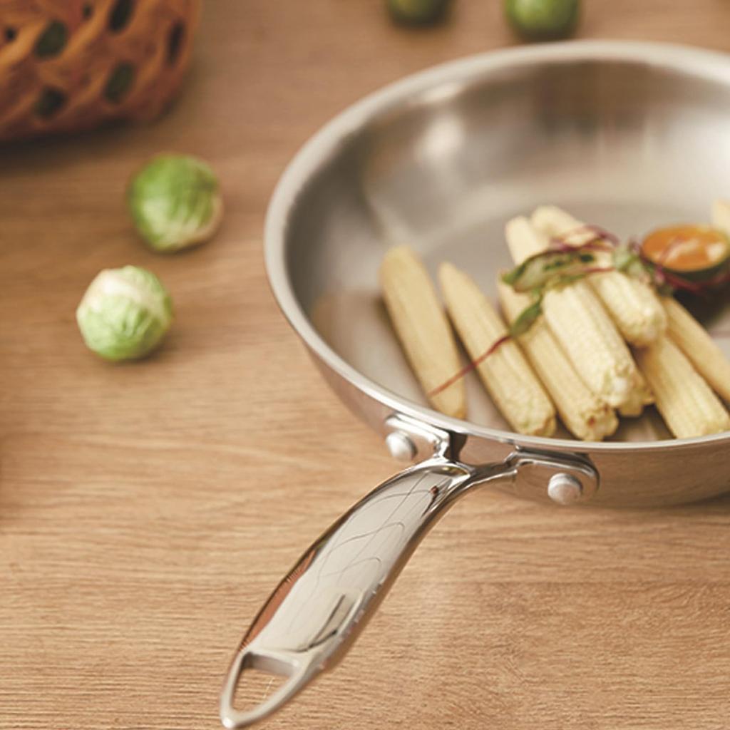 Easy-to-clean, Non-stick Frying Pan with a Long Handle, Stainless Steel Cookware (28cm)