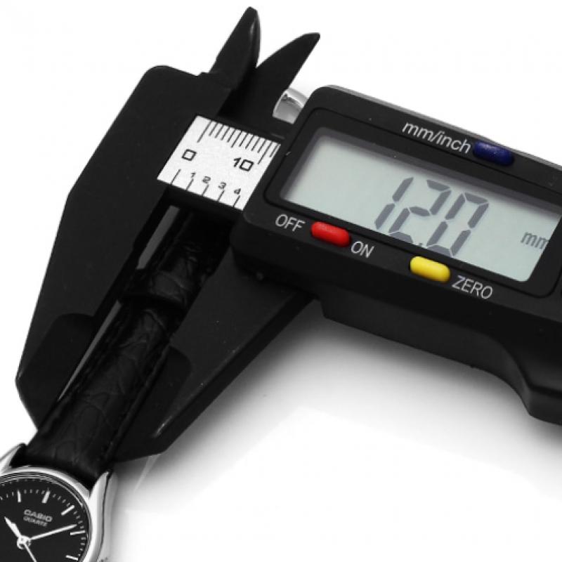 Casio Montre analogique Sat pour étudiantes en cuir LTP 1094E 1ARDF LTP 1094E 1A