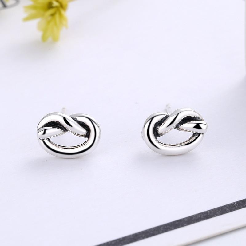 Personalized Retro Knotted Stud Earrings Inc Trendy Men'S And Women'S Old Knotted Earrings Fashion Accessories