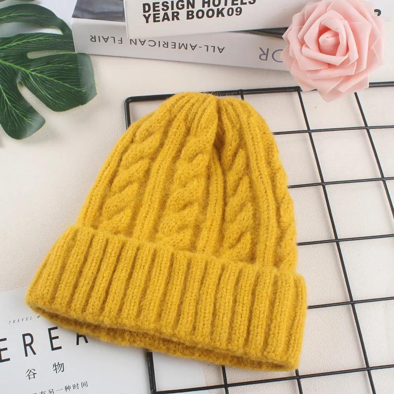 Autumn and Winter Fried Dough Twists Knitted Hat Fashion Solid Hat Smooth Board Versatile Thickened Pullover Hat