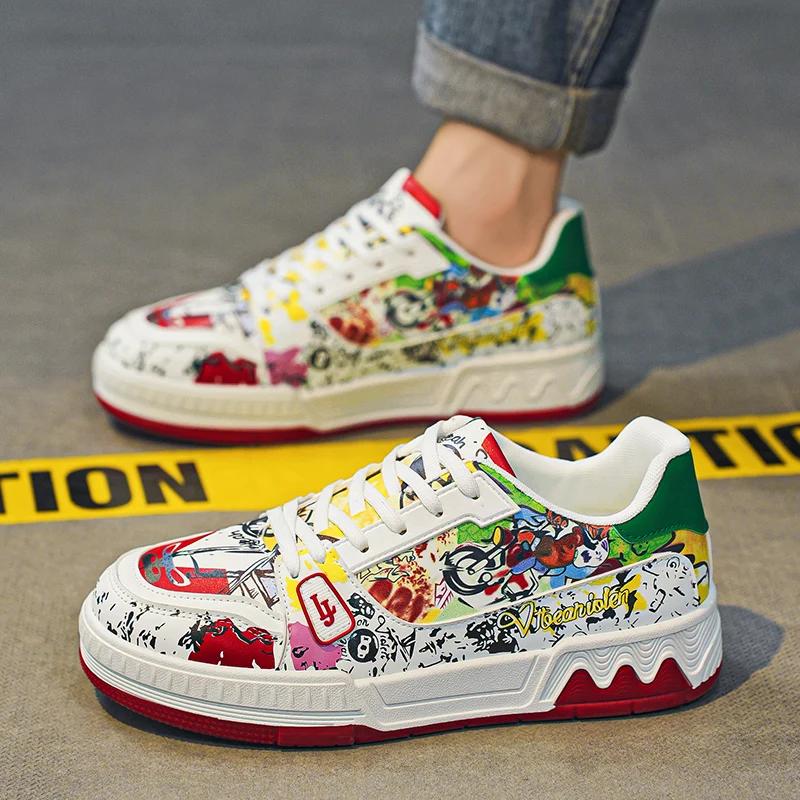 2024 Neueste Graffiti Color Blocked Herren Casual Sportschuhe Modische und Vielseitige Herren Leder Board Schuhe Größe 39-44
