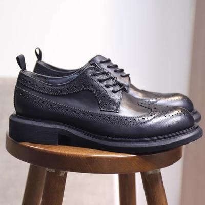 Zapatos de cuero estilo británico formales para hombre, estilo Brock, estilo informal de negocios, con suela gruesa y grabado, con realce.