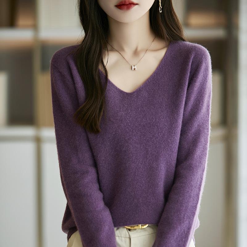 V-neck Loose and Slimming Knitted Sweater, New Autumn and Winter Sweater for Women