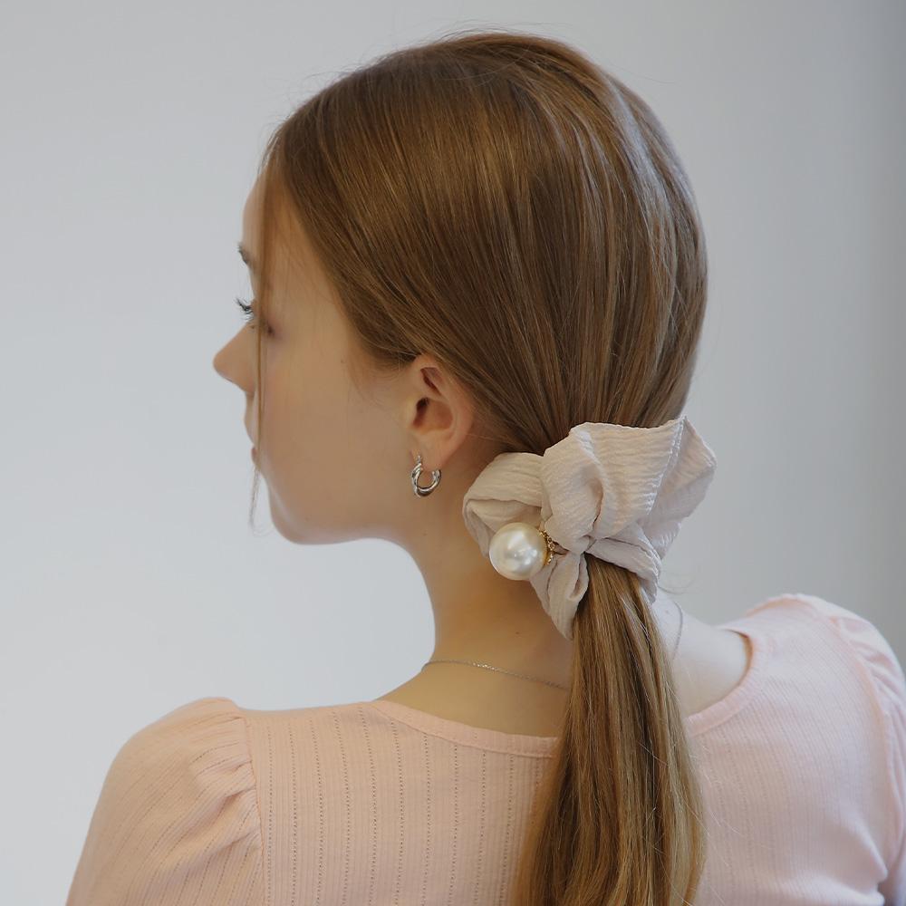 Dieuamour Pleated Pearl Scrunchie Hair Tie 3 Colors
